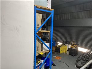 380 m² Industrial space in Mahogany Ridge