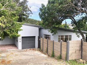 4 Bed House in Old Place