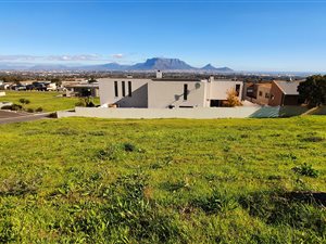 968 m² Land available in Baronetcy Estate