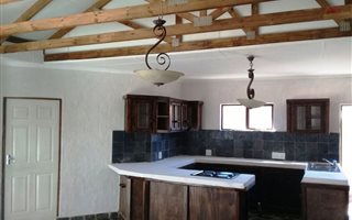 3 Bedroom Townhouse in Mooivallei Park