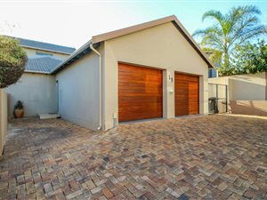 3 Bedroom Townhouse in Eagle Canyon Golf Estate