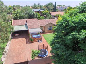 3 Bed House in Highveld