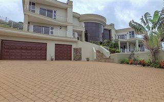 4 Bedroom House in La Lucia
