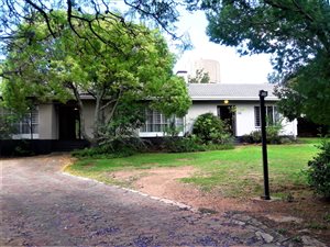 3 Bed House in Constantia Kloof