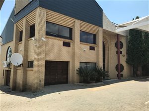 630 m² Commercial space in Linbro Park