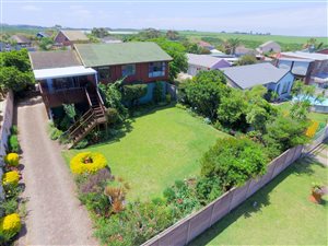 3 Bed House in Sunrise on Sea