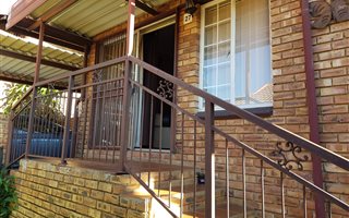 3 Bedroom Simplex in Safari Gardens