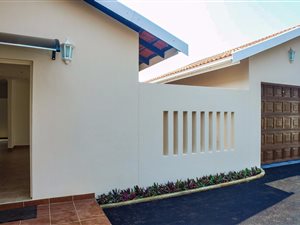 3 Bed House in Amanzimtoti