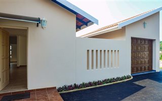 3 Bedroom House in Amanzimtoti
