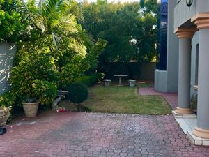 5 Bed House in Pinehaven