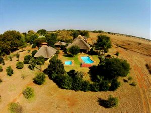 1400 m² Commercial space in Bela-Bela (Warmbaths)