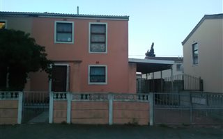 3 Bedroom House in Ravensmead