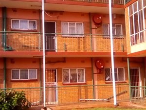1 Bed Apartment in Vanderbijlpark CW3