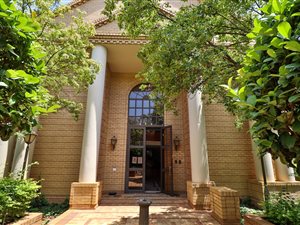 1040 m² Office Space in Arcadia