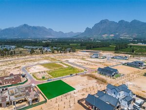 1200 m² Land available in Val de Vie
