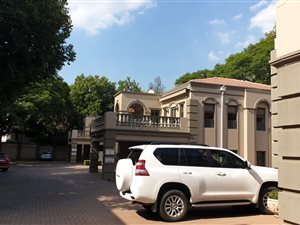 240 m² Office Space in Dunkeld