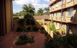 2 Bedroom Flat in Pretoria Gardens