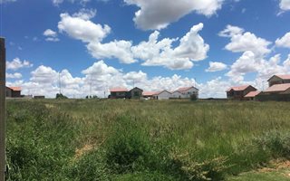 737 m² Land available in Wild Olive Estate