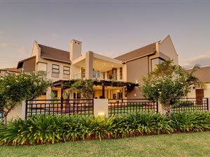 4 Bed House in Boardwalk Meander