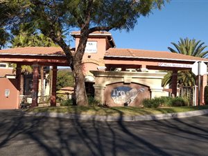 4 Bed Duplex in Sandringham