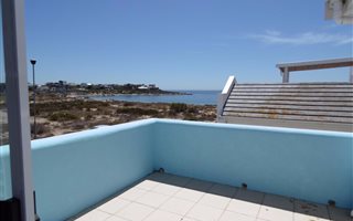 3 Bedroom House in St Helena Bay