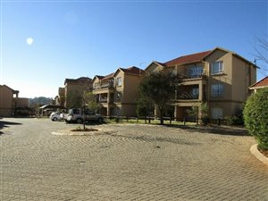 2 Bed Apartment in Pomona