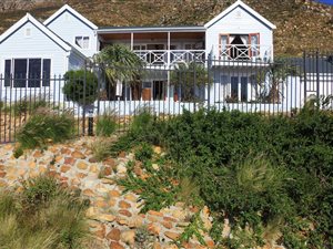 4 Bed House in Mountainside