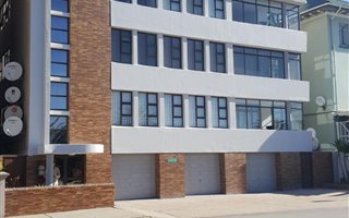 1 Bedroom Apartment in Humewood