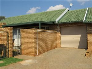 2 Bed Simplex in Highveld