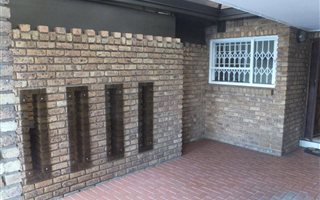 3 Bedroom Townhouse in Flora Gardens