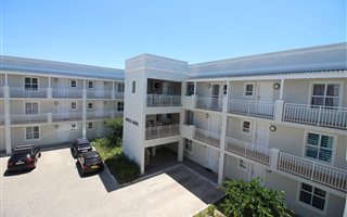 2 Bedroom Apartment in Nuutgevonden