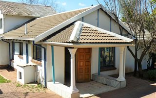 3 Bedroom House in Weltevreden Park