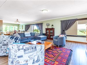 4 Bed House in Hennopspark