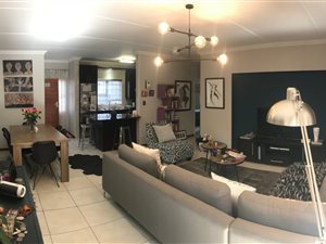 2 Bed Apartment in Saxonwold
