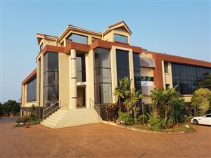 350 m² Office Space in La Lucia