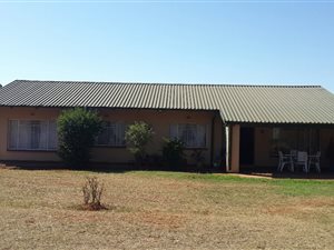 2 ha Farm in Westonaria