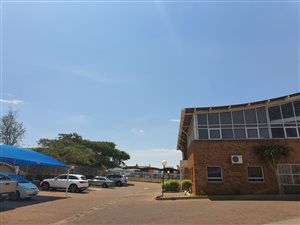2280 m² Industrial space in Randjesfontein