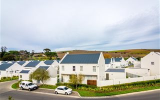 3 Bedroom House in Nuutgevonden