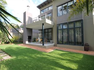 3 Bed Cluster in Houghton Estate