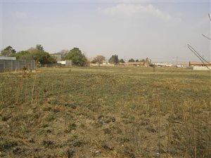 805 m² Land available in Empangeni Central