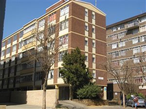 1 Bed Apartment in Sunnyside