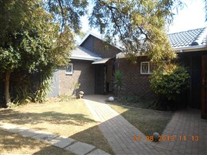 3 Bed House in Boat Lake Village