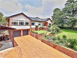 4 Bed House in Florida Hills