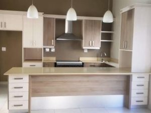 3 Bed House in Schonenberg Estate