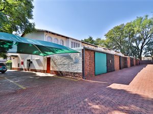 3 Bed Townhouse in Sinoville