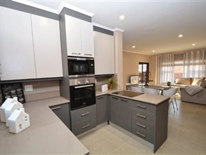 2 Bed Simplex in Fourways