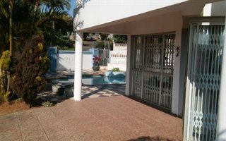 4 Bedroom House in Seatides