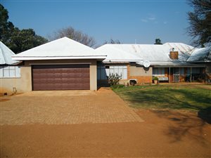 468 ha Farm in Klerksdorp