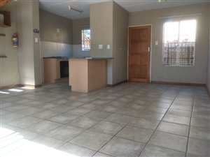 2 Bed Townhouse in Strubens Valley