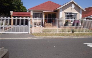 3 Bedroom House in Plumstead